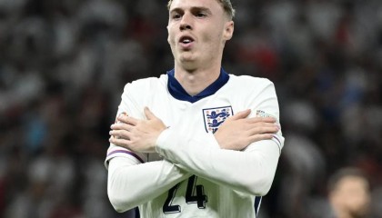 bob半岛体育官方入口-乔-科尔：英格兰世界杯26人名单里，必须给帕尔默留一个位置